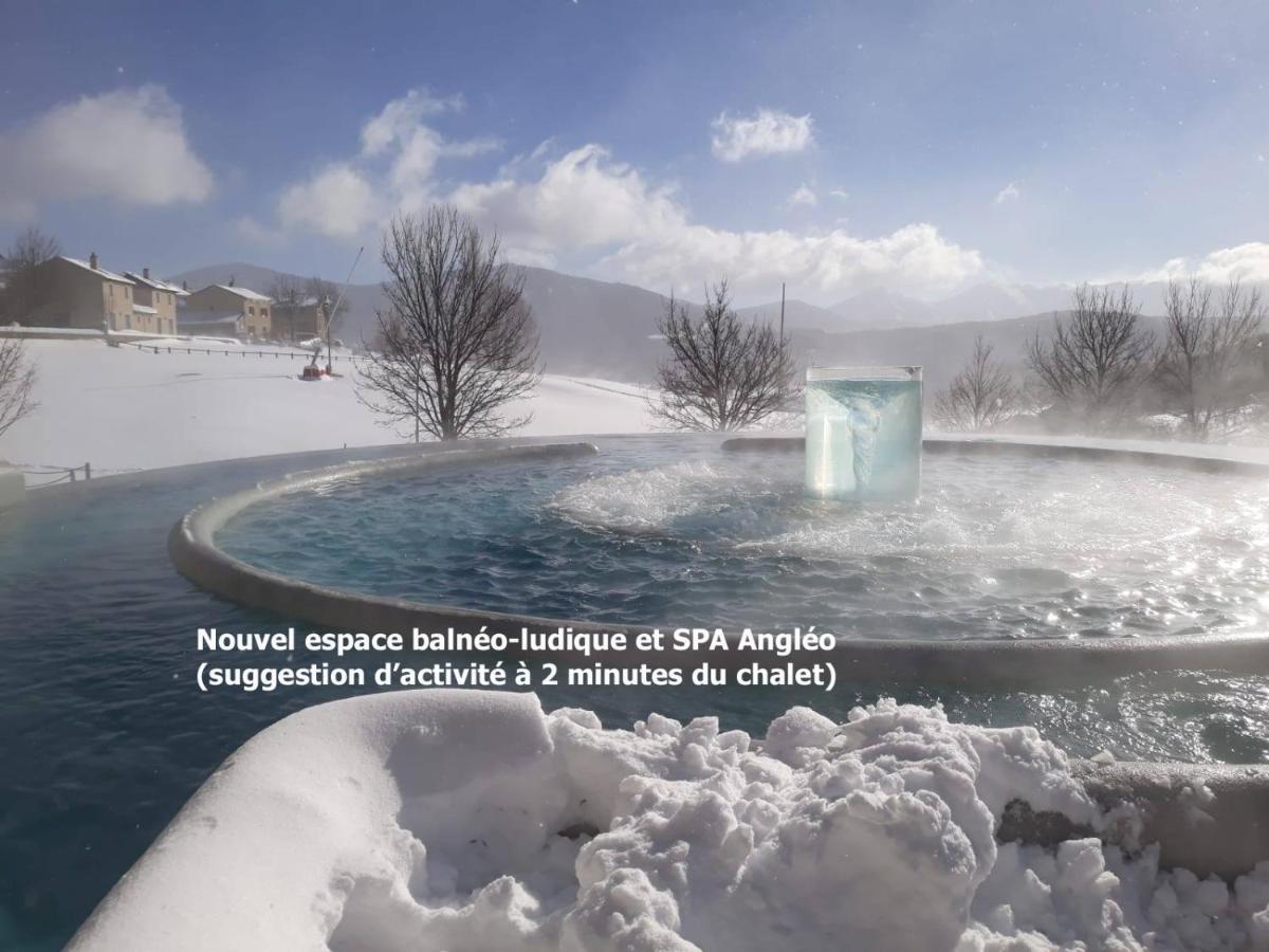 La-Haut Les Angles  Luaran gambar